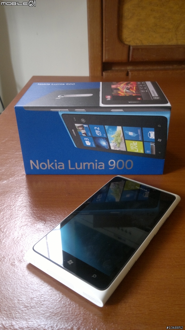nokia lumia 900開箱文