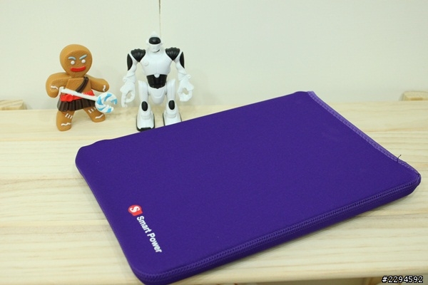 Smart Power 7000mAh 背殼式電池 ~ For iPad 2 & New iPad