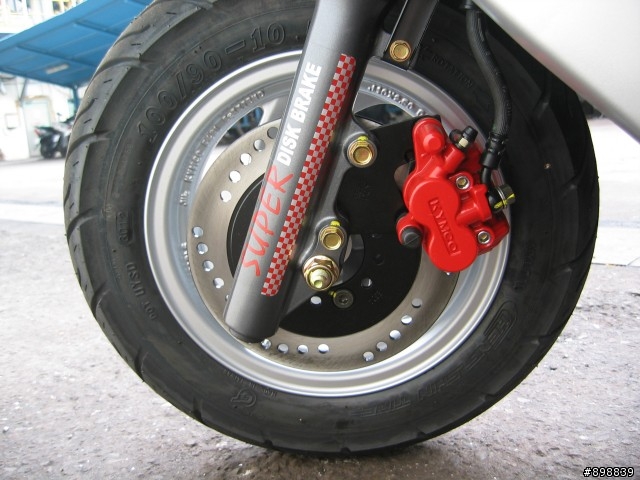 KYMCO V2+ 碟煞飛旋踏板 簡圖