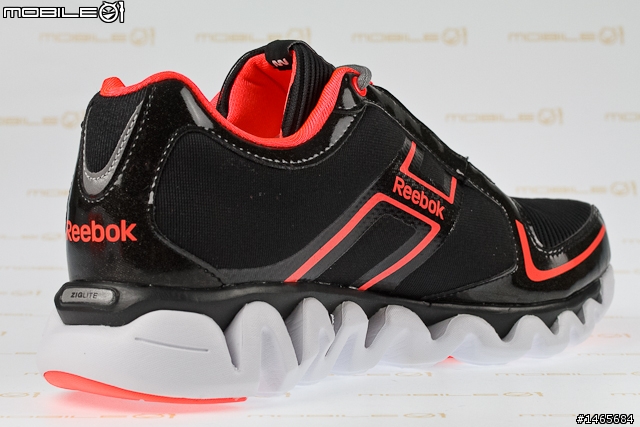 Reebok ZIGLITE RUN 獨家Z型中底 賦予全新跑感