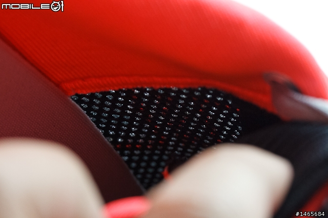 Reebok ZIGLITE RUN 獨家Z型中底 賦予全新跑感