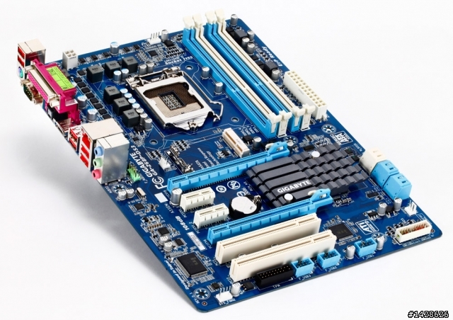 E3-1230V2 同胎胞弟 Intel i5-3350p