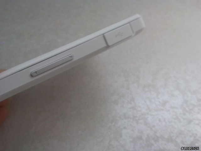 【開箱】輕巧可愛SONY Xperia Go ST27i
