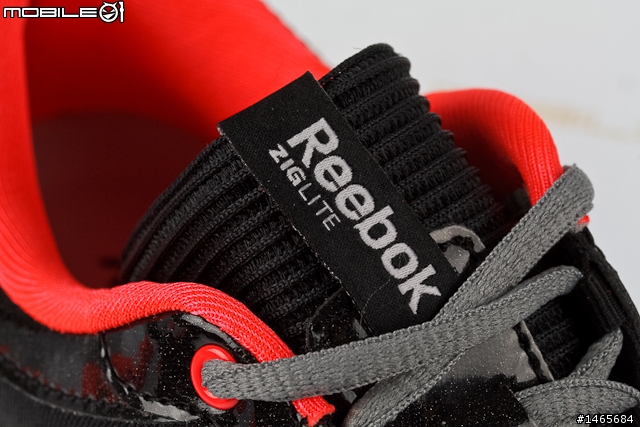 Reebok ZIGLITE RUN 獨家Z型中底 賦予全新跑感