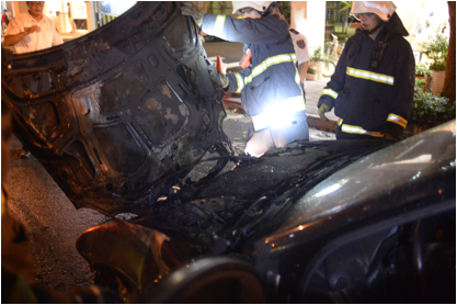 火燒賓士車在台灣 (更新相關新聞四個多月,已發生四次自燃火燒車了,2013/01/28、2013/1/5、2012/9/16、2012.8/11)
