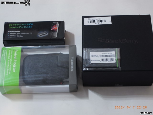 Blackberry 9900 開箱 (非專業)
