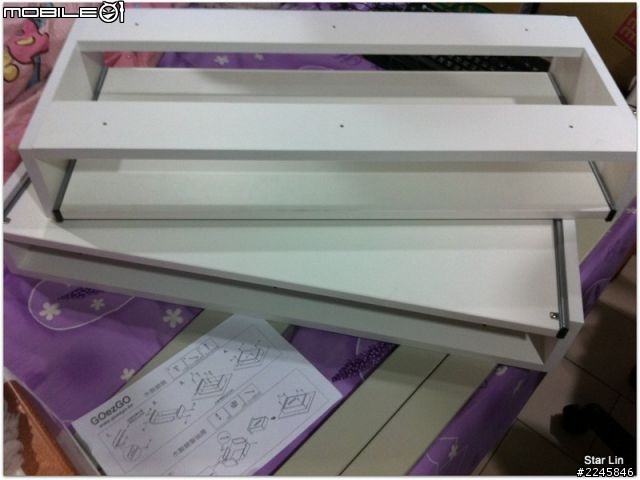 DIY 免螺絲角鋼 舒適 有鍵盤架的電腦桌 開箱