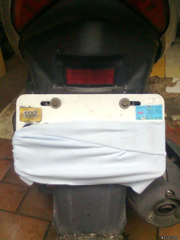 SUZUKI GSR 跑快十三萬公里的汽缸吃多少機油?