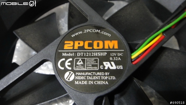 無聊 清清我的cpu 散熱器 換換各廠牌風扇 三洋 酷媽 保銳 AC XG .....參考看看數字 -特映無風扇燒機