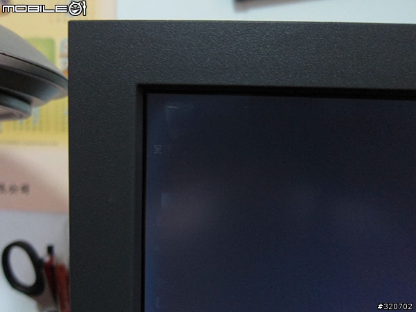 EIZO S2431W關箱 與 BENQ EW2430V白金開箱(文多圖少)