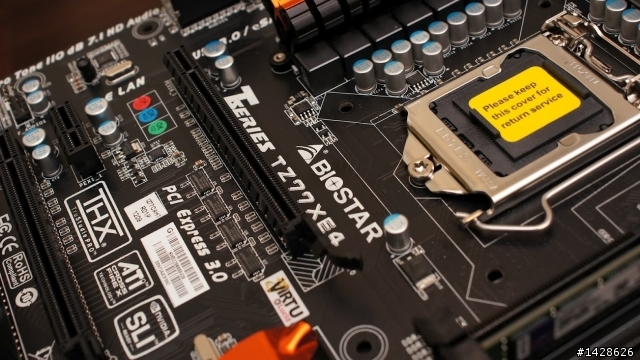 E3-1230V2 同胎胞弟 Intel i5-3350p