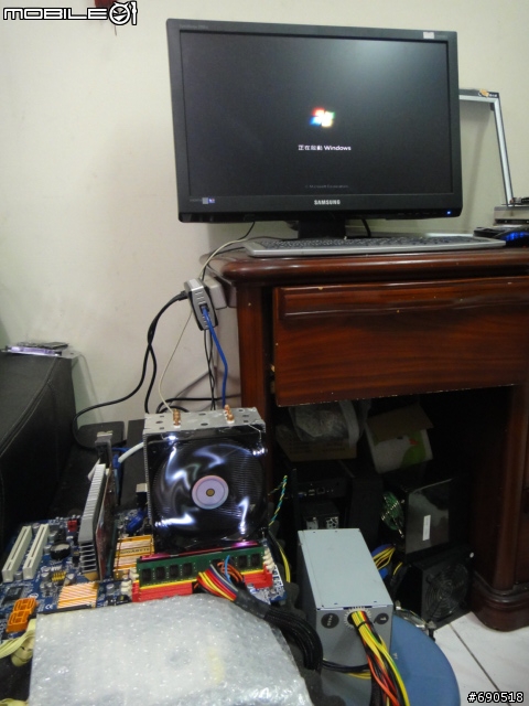 無聊 清清我的cpu 散熱器 換換各廠牌風扇 三洋 酷媽 保銳 AC XG .....參考看看數字 -特映無風扇燒機