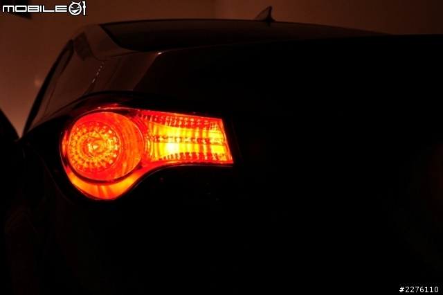 就是這個光 Elantra 獨特頭尾燈分享