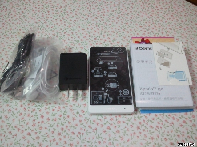 【開箱】輕巧可愛SONY Xperia Go ST27i