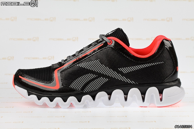 Reebok ZIGLITE RUN 獨家Z型中底 賦予全新跑感