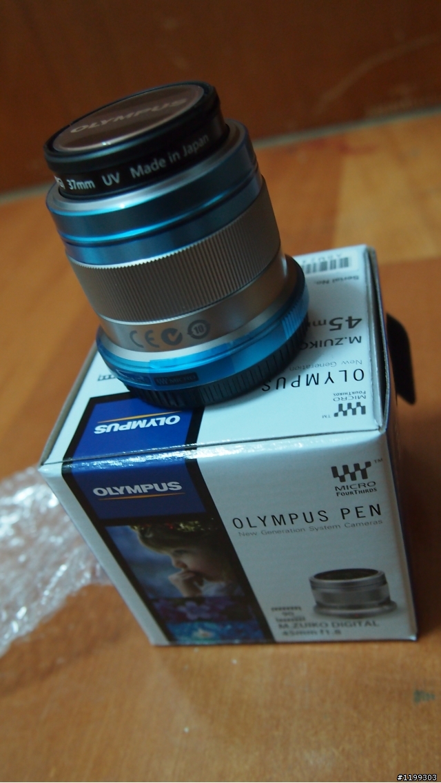 【 開 箱 嗎 】我 的 第 一 顆 定 焦 鏡【 45 mm f 1.8 】