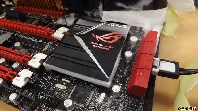 ASUS CVF-Z發威!_超上3200的Apacer 16GB雙通道