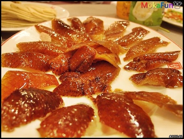 天廚菜館。酥皮多汁北平烤鴨