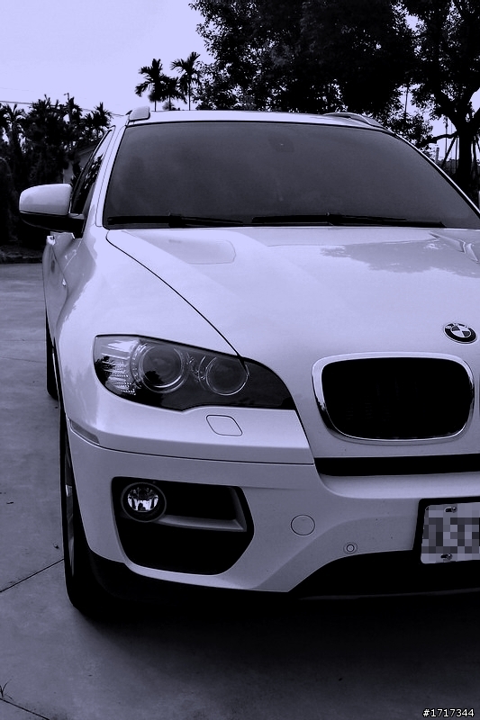 E71 X6 LCI 35i 開箱 ---13年7月4日新增---