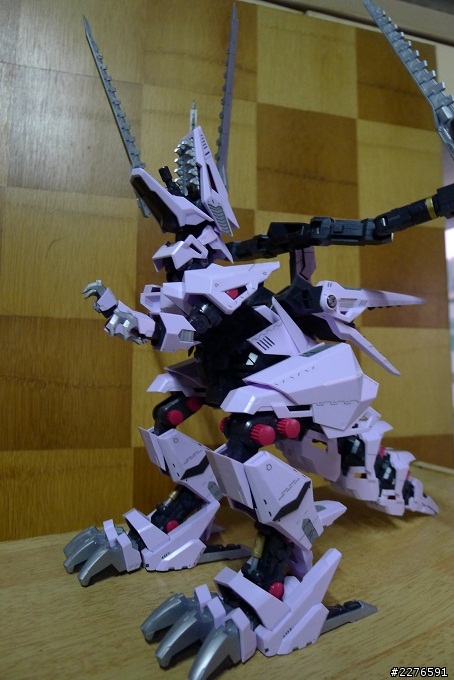 壽屋 ZOIDS HMM 034 狂暴戰龍 新手試做(很傷眼...)
