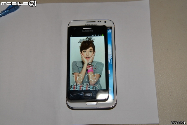 變窄變長又變大的 Galaxy Note 2 實機測試影片