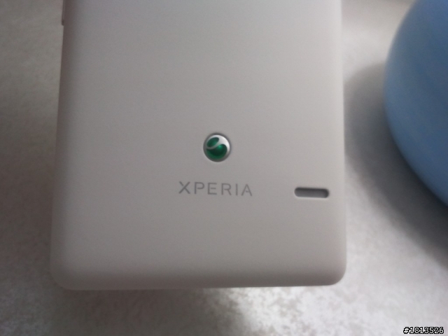 【開箱】輕巧可愛SONY Xperia Go ST27i