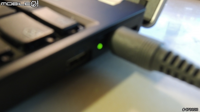 開箱&簡單拆機:Lenovo Edge E135