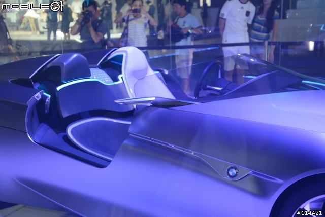 【展場活動】台北 BMW EXPO 未來車展 BMW Vision ConnectedDrive 首度登台 (圖很多)
