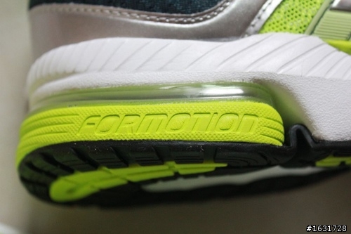 adidas SNOVA 5 -- FORMOTION 絕佳避震 試穿心得