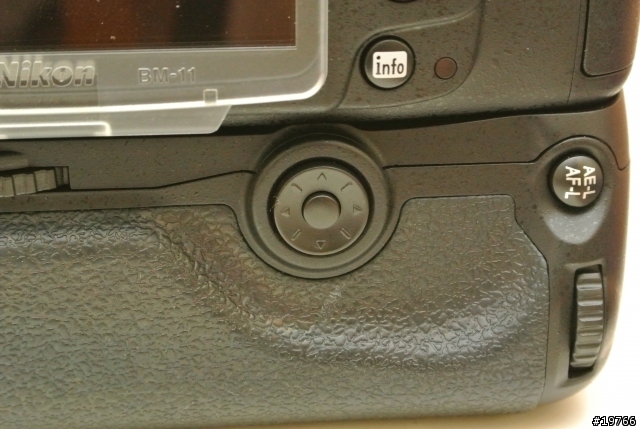 D7000與一波多折的電池把手~