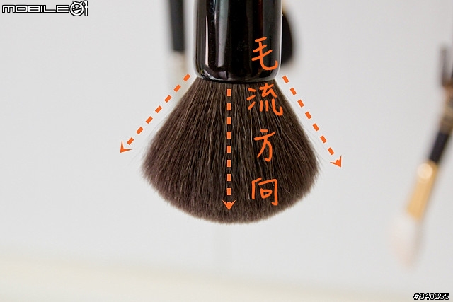 實用滿點洗刷刷!在家清潔彩妝刷具的小方法~