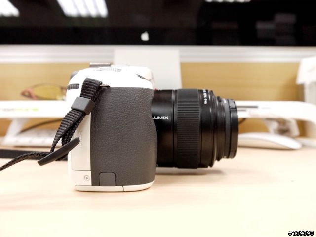 新機 + 萊卡鏡 ~~ 我的 PAnasonic G5 最 "美白" 開箱