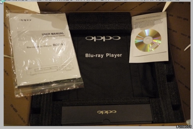 終於購入心儀已久的oppo bdp-93,但是發現機器一些問題,還請大大幫幫眼,看看這些問題是正常的嗎?