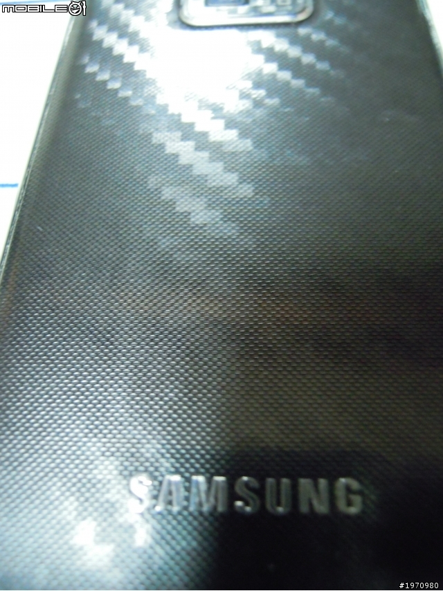 【開箱】獻出第一次發文給Samsung GALAXY SII(GT-i9100)。