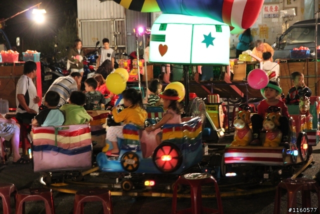 夜騎東港,一起騎車瘋迎王