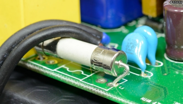 帝海影隼S極致白金版550W電源供應器簡介及測試