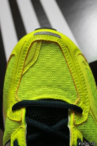 adidas SNOVA 5 -- FORMOTION 絕佳避震 試穿心得