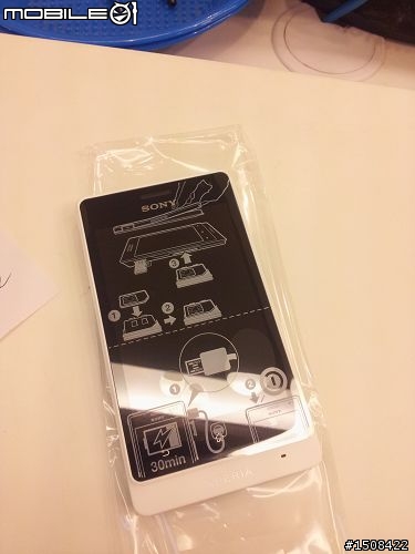 【開箱】SONY XPERIA go 白