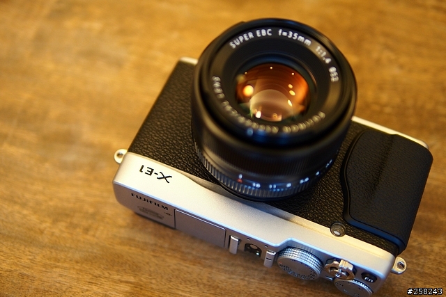 【西西分享】復古之帥---富士Fujifilm X-E1微型單眼