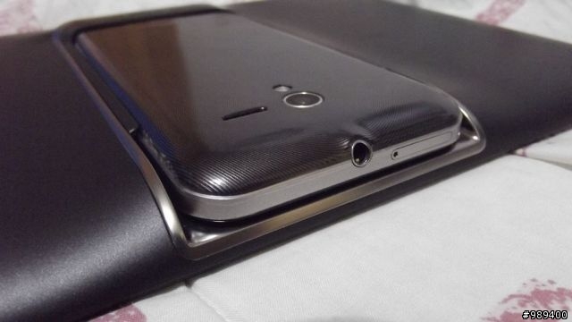 Update-101.11.11◢我的Padfone2_64GB開箱嚕◣ ( 內含夜間照相以及夜間錄影測試 )