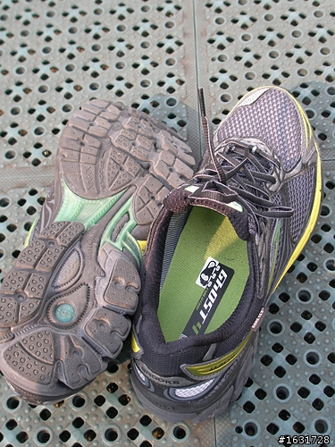 BROOKS GHOST GTX 越野跑鞋-- 防水大考驗