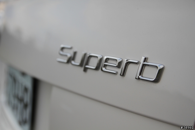 2012 SKODA Superb Combi 1.8 TSI 簡單開箱