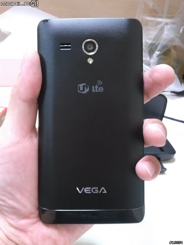 Pantech VEGA R3 A850L 台灣開箱