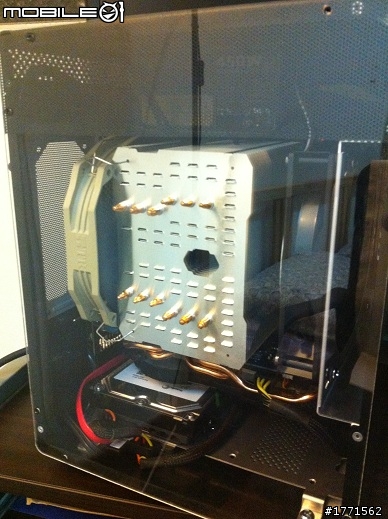 新手裝機 PC-Q11 / PC-Q02 11.28更新 頂部以及底部風扇孔