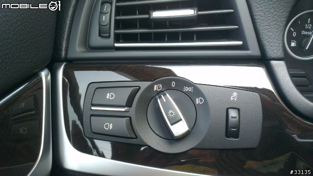 BMW 520d 交車後一個月的開箱文 (圖片很多)
