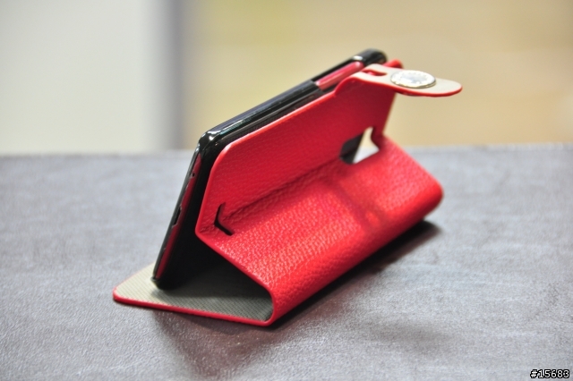 HTC J 衣服敗家歷程