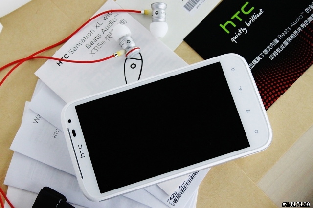 【HTC佛心來的】Sensation XL 維修心得圖文分享。