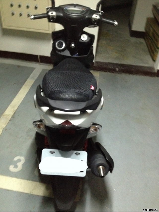 (開箱文) Kymco Racing Kcc 150 黑戀橘~菊!?