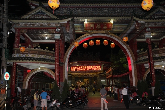 夜騎東港,一起騎車瘋迎王