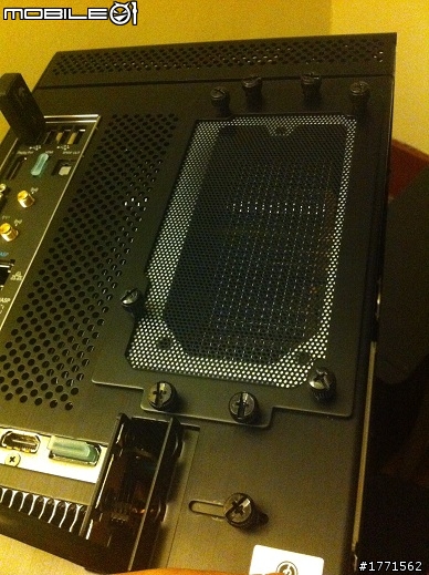 新手裝機 PC-Q11 / PC-Q02 11.28更新 頂部以及底部風扇孔